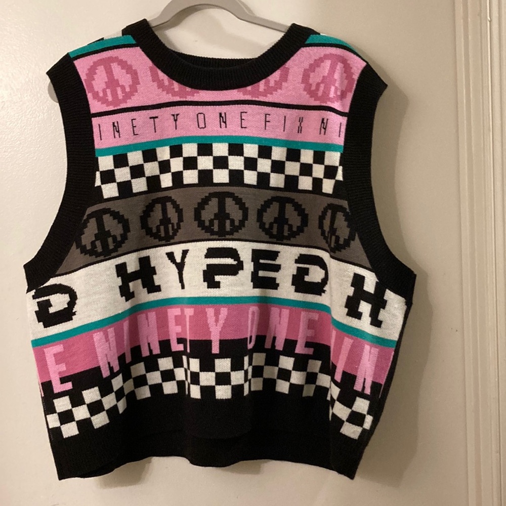 H&M Patterned Sweater Vest